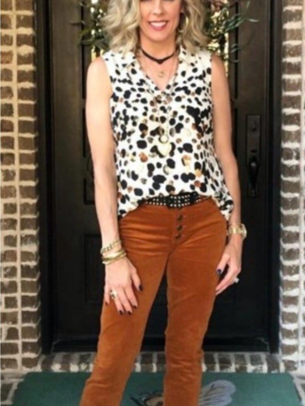 Sleeveless Animal Print V-Neck Top Cabi seismic top size XL